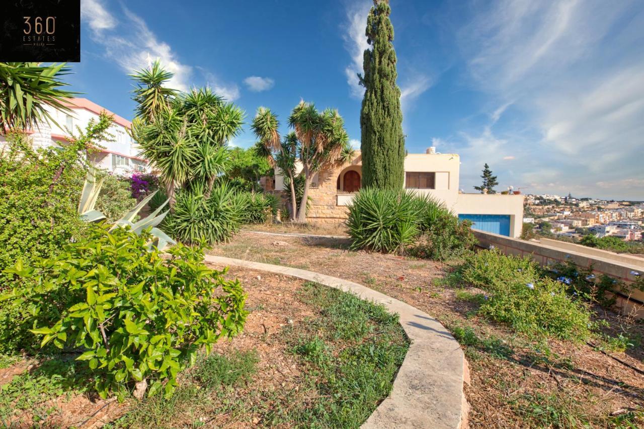 One Of A Kind Villa With Wi-Fi, Private Pool & Bbq By 360 Estates Mellieha Bagian luar foto